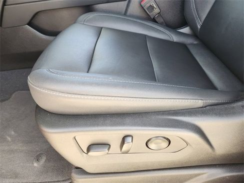 Used 2023 Chevrolet Tahoe Z71 image 24