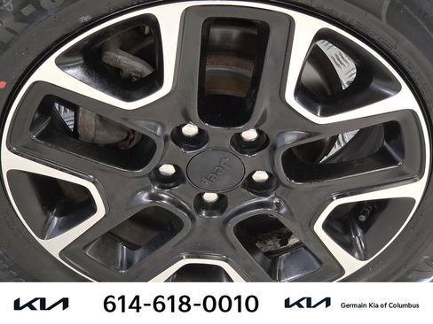 Used 2020 Jeep Compass Trailhawk AWD/4WD image 13
