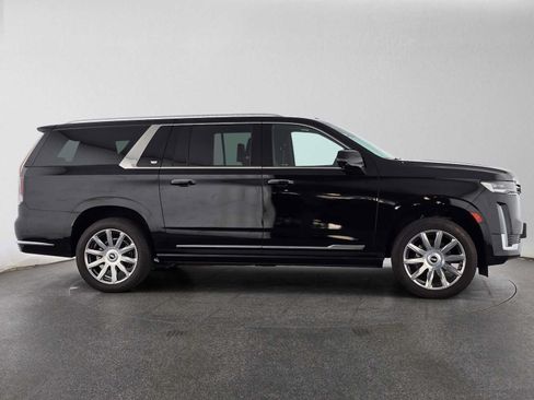 Certified 2024 Cadillac Escalade ESV Premium Luxury Platinum AWD/4WD image 2