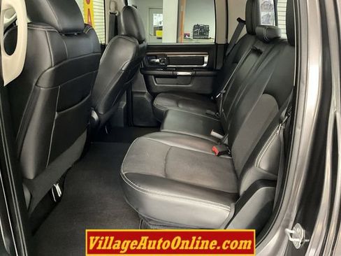 Used 2015 RAM 1500 Laramie image 36