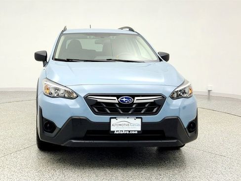 Used 2022 Subaru Crosstrek 2.0i image 2