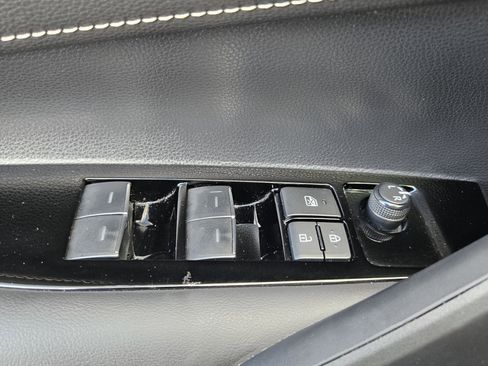 Certified 2024 Toyota Corolla SE image 13