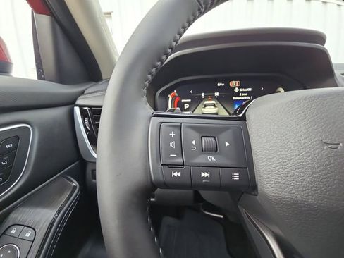 New 2026 Nissan Rogue Platinum image 11