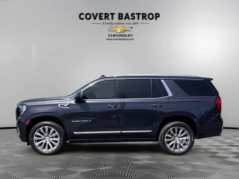 Used 2023 GMC Yukon Denali RWD image 3