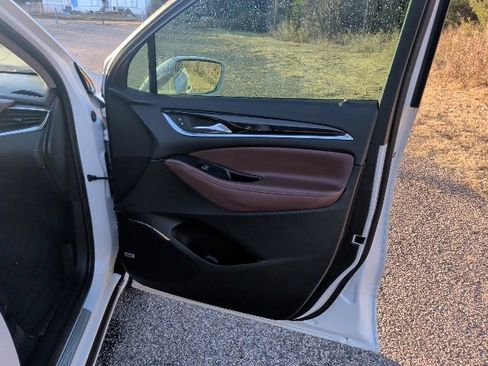 Used 2020 Buick Enclave Avenir w/ Avenir Technology Package image 9