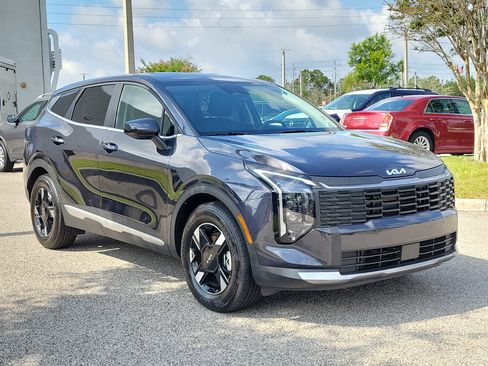 Used 2026 Kia Sportage LX FWD image 3
