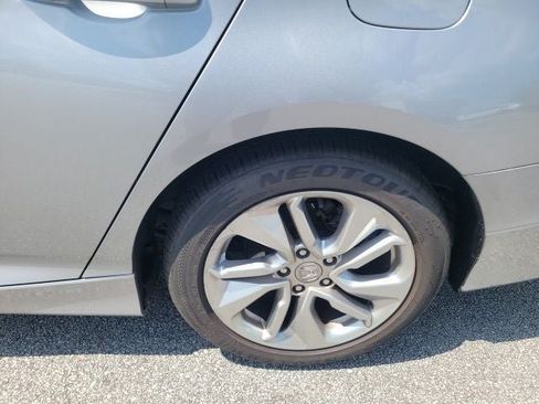 Used 2018 Honda Accord LX image 16