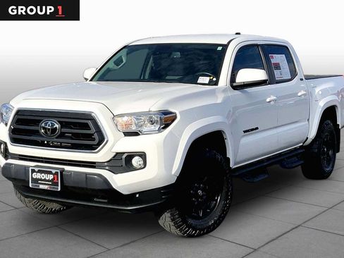 Used 2022 Toyota Tacoma SR5 RWD image 1