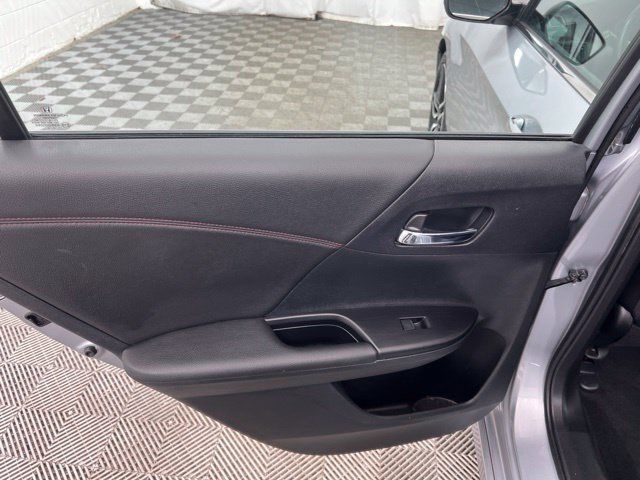 Used 2017 Honda Accord Sport Special Edition image 15