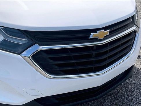 Used 2018 Chevrolet Equinox LT FWD image 32
