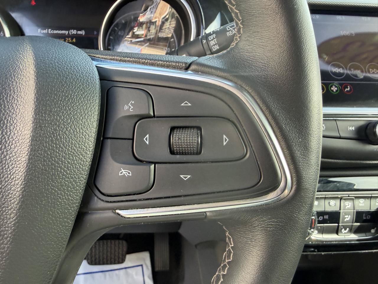 Used 2023 Buick Encore GX Select w/ Experience Buick Package FWD image 29