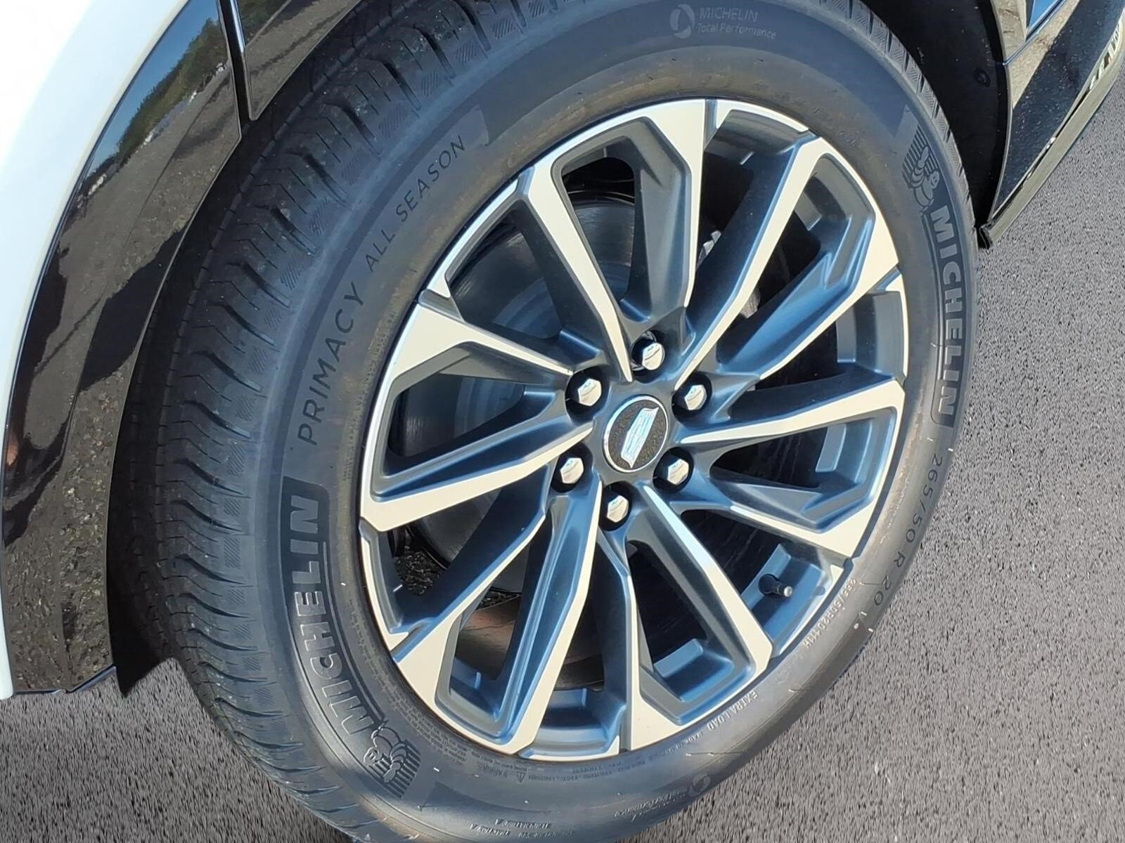 New 2027 Cadillac Lyriq Sport RWD image 9