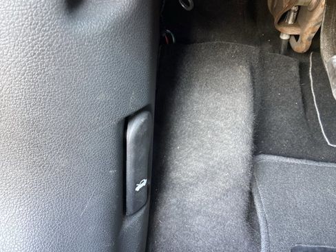 Used 2024 Nissan Sentra SV image 44