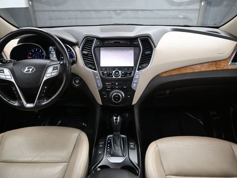 Used 2015 Hyundai Santa Fe Limited w/ Option Group 04 AWD/4WD image 23
