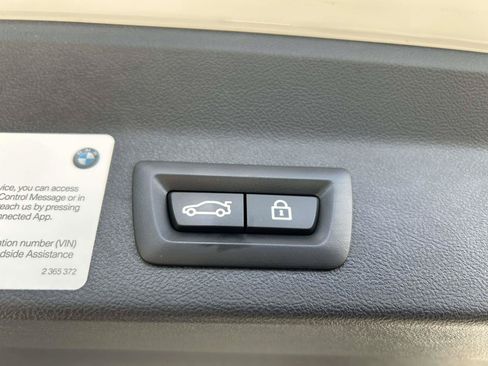 Used 2023 BMW X3 xDrive30i w/ Premium Package w/ZPA AWD/4WD image 15