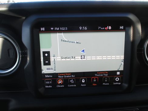 Used 2021 Jeep Wrangler Unlimited Sahara image 15