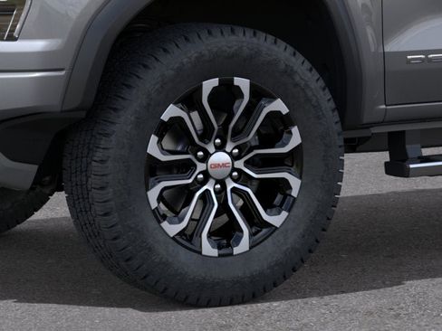 New 2026 GMC Canyon Denali AWD/4WD image 9