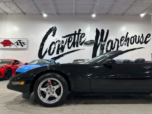 Used 1993 Chevrolet Corvette Convertible image 6