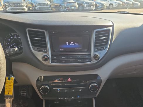 Used 2016 Hyundai Tucson SE w/ Option Group 02 image 16