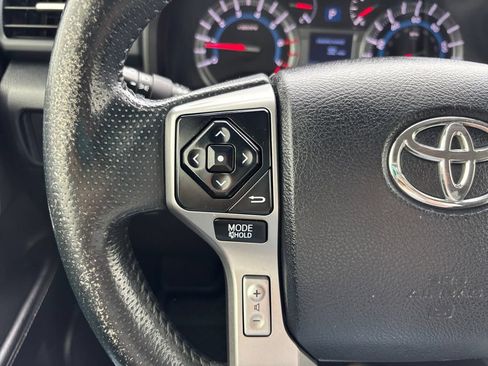 Used 2016 Toyota 4Runner SR5 RWD image 16