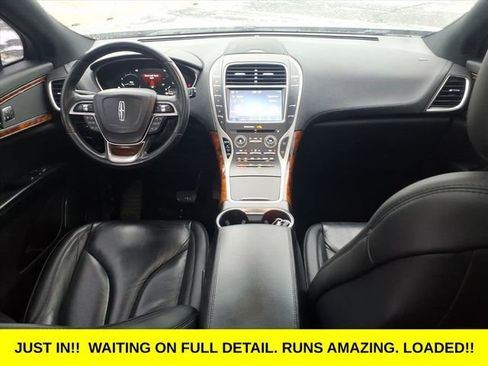 Used 2019 Lincoln Nautilus Select image 11