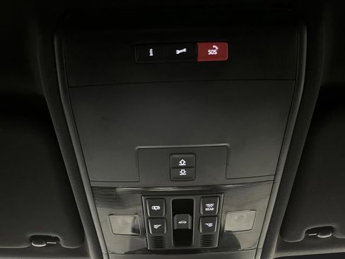 Used 2022 Volkswagen Atlas Cross Sport SEL Premium R-Line image 27