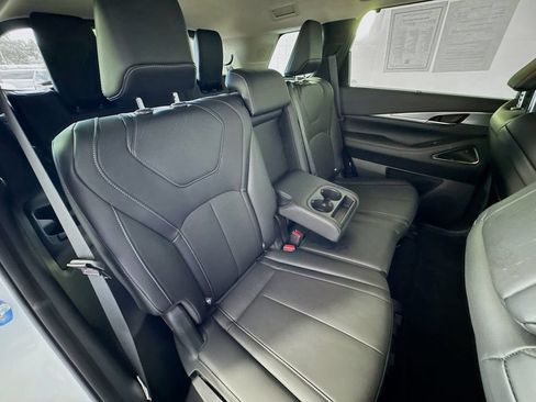 Certified 2026 INFINITI QX60 Luxe w/ Cargo Package FWD image 30