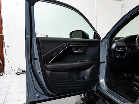 Certified 2025 Acura ADX A-Spec image 27