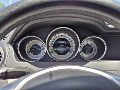 Used 2013 Mercedes-Benz C 250 Sedan image 10