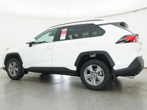 New 2025 Toyota RAV4 XLE image 38