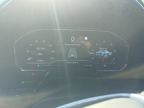 Used 2022 GMC Sierra 1500 SLT w/ SLT Premium Package AWD/4WD image 11