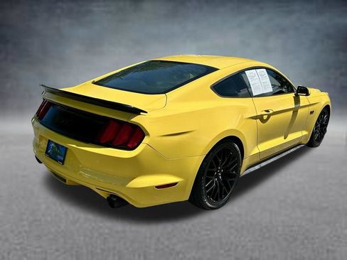 Used 2016 Ford Mustang GT w/ GT Performance Package RWD image 5