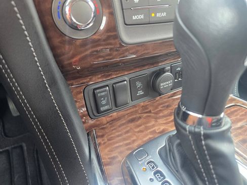 Used 2020 Nissan Armada SV w/ Driver Package AWD/4WD image 32