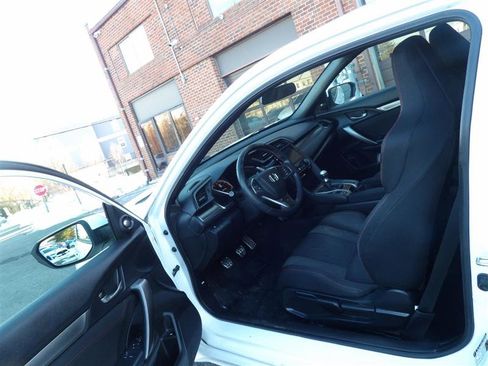 Used 2018 Honda Civic Si image 9