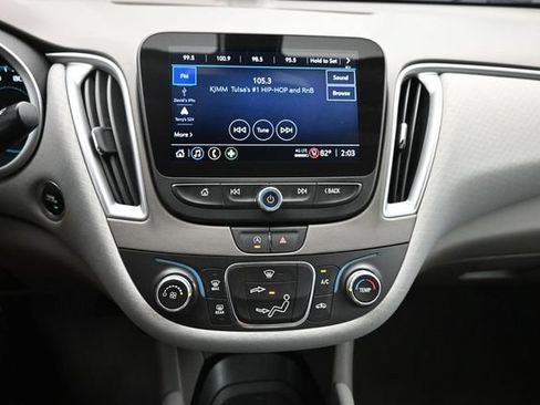 Used 2021 Chevrolet Malibu LS FWD image 9