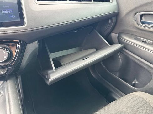 Certified 2022 Honda HR-V Sport image 25