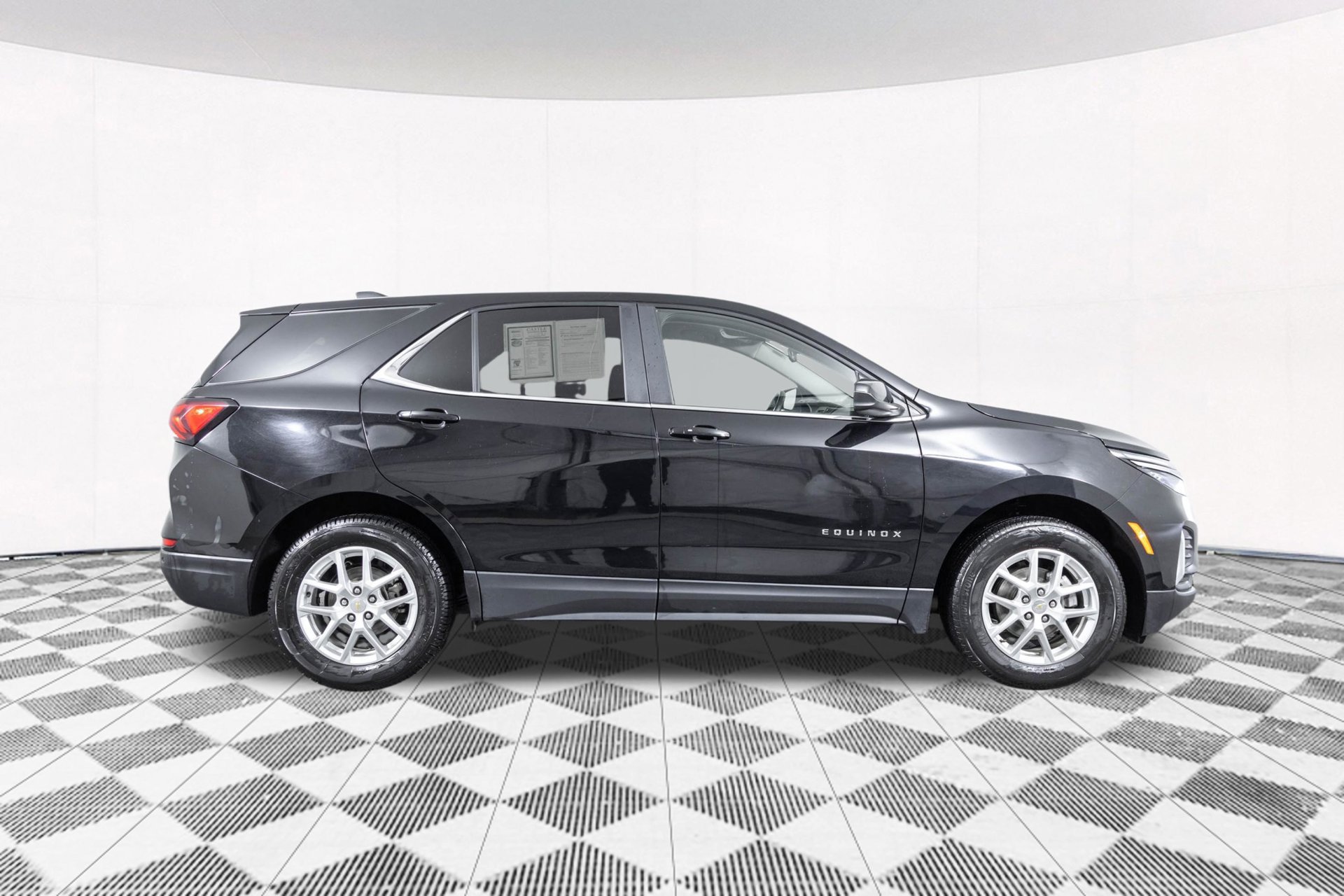 Used 2024 Chevrolet Equinox LT AWD/4WD image 20
