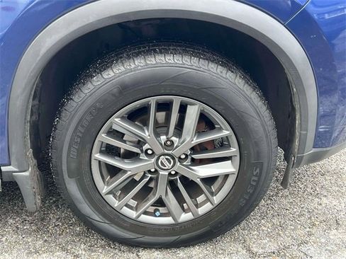 Used 2021 Nissan Rogue S image 11