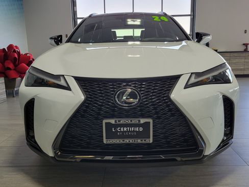 Certified 2024 Lexus UX 250h F Sport image 9