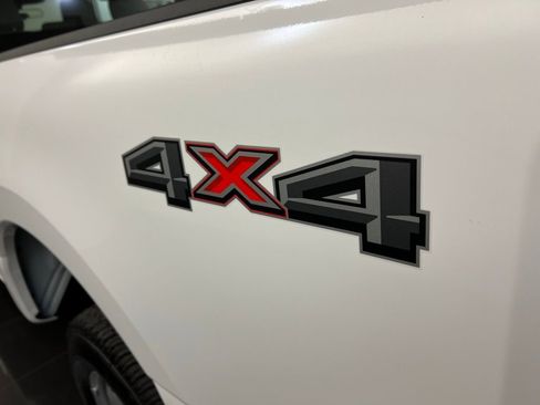 New 2026 Ford F250 XL w/ XL Chrome Package image 24