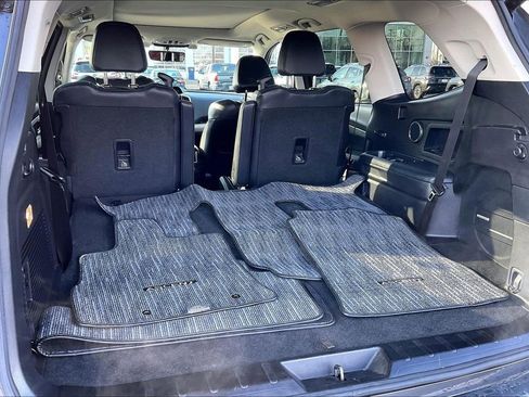 Used 2020 Subaru Ascent Limited w/ Technology Package image 32