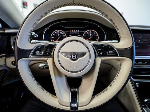 Used 2020 Bentley Flying Spur W12 image 41