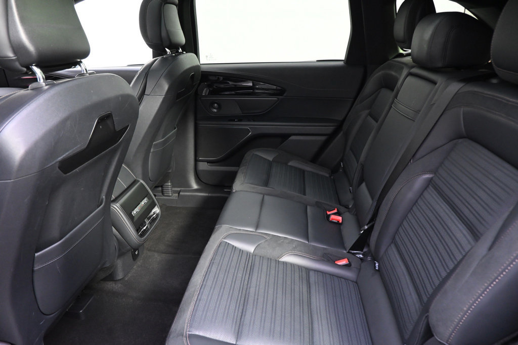 Used 2024 Lincoln Nautilus Reserve w/ Equipment Group 202A AWD/4WD image 21