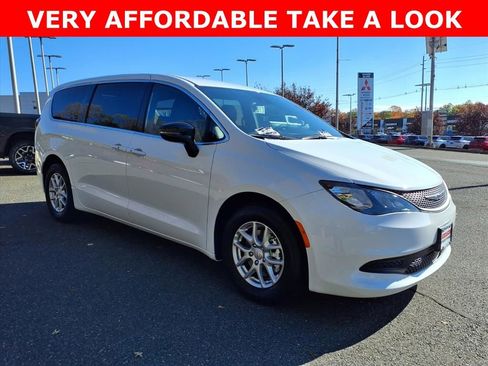 New 2026 Chrysler Voyager LX image 1