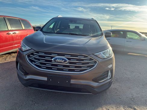 Used 2019 Ford Edge SEL w/ Equipment Group 201A image 2