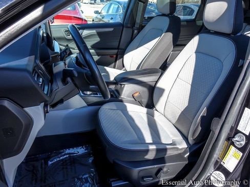 Used 2023 Ford Escape Active w/ Tech Pack #2 image 9