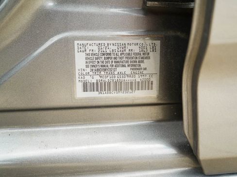 Used 2021 Nissan Sentra SV FWD image 38
