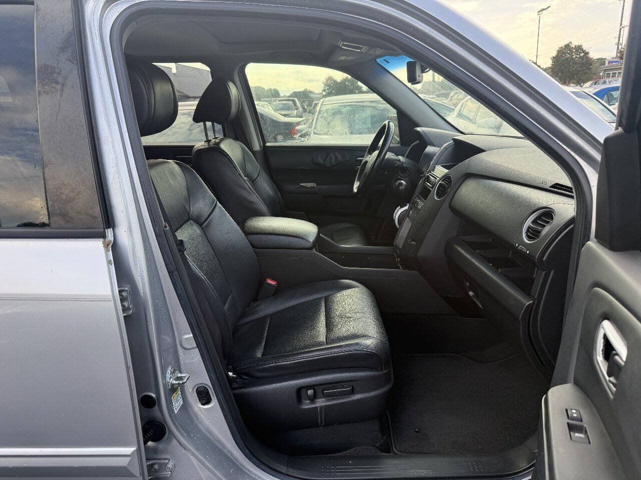 Used 2010 Honda Pilot EX-L image 28
