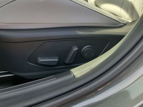 New 2026 Hyundai Elantra Limited image 19