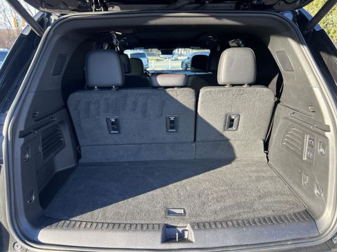 Certified 2024 Chevrolet Traverse RS w/ LPO, Floor Liner Package image 28